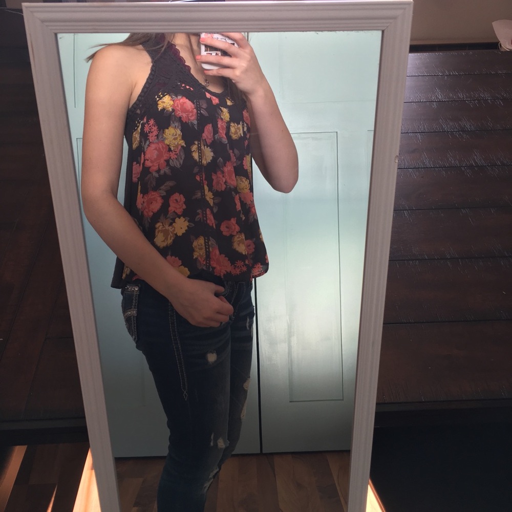 Floral Hint of Mint tank top - Picture 5 of 6